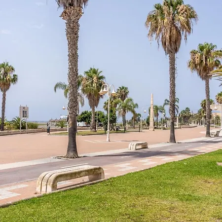 Lujo Frente Al Mar. Luxury On The Beachfront. *